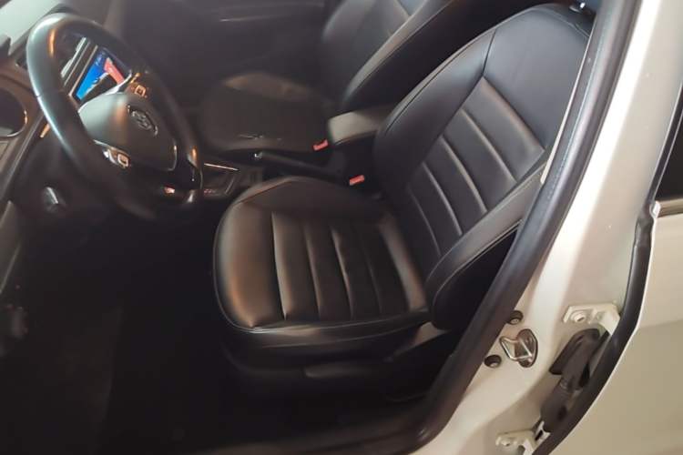 Used Volkswagen Lavida 2017 1.6L Automatic Comfort Edition Left Front Seat