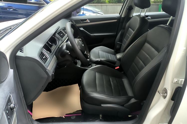 Used Volkswagen Lavida 2017 1.6L Automatic Comfort Edition Left Front Seat