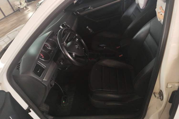 Used Volkswagen Lavida 2017 230TSI DSG Comfort Edition Left Front Seat