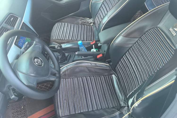 Used Volkswagen Lavida 2017 1.6L Manual Fashion Edition Left Front Seat
