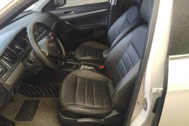 Used Volkswagen Lavida 2017 1.6L Automatic Comfort Edition Left Front Seat