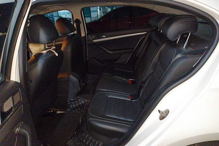 Used Volkswagen Lavida 2017 230TSI DSG Comfort Edition Left Rear Seat
