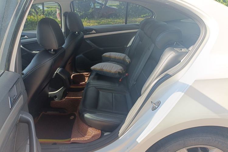 Used Volkswagen Lavida 2017 1.6L Manual Fashion Edition Left Rear Seat