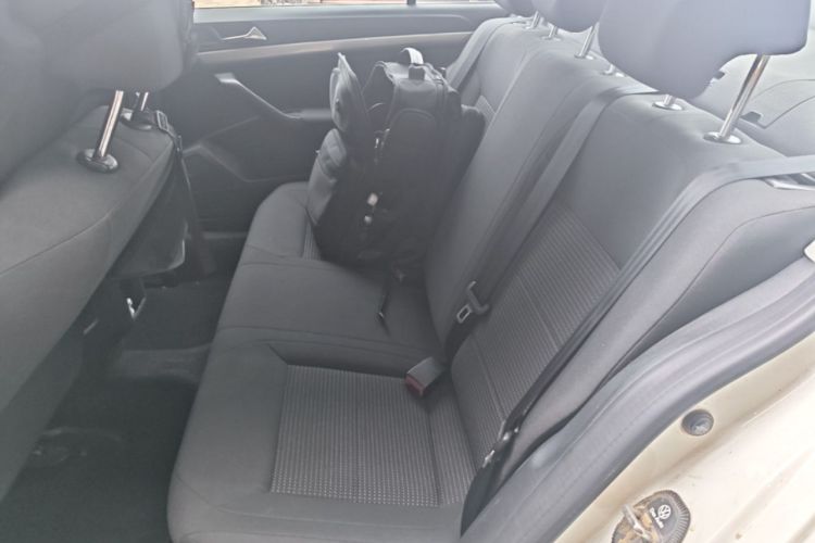Used Volkswagen Lavida 2017 1.6L Automatic Fashion Edition Left Rear Seat