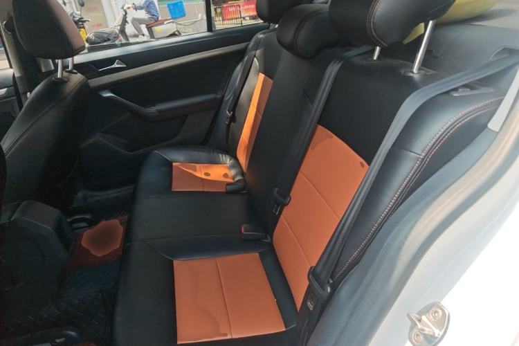 Used Volkswagen Lavida 2017 1.6L Manual Fashion Edition Left Rear Seat