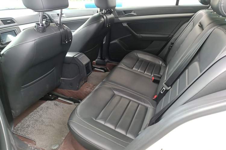 Used Volkswagen Lavida 2017 230TSI DSG Comfort Edition Left Rear Seat