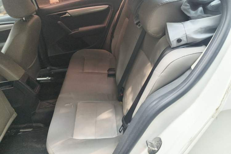 Used Volkswagen Lavida 2017 1.6L Automatic Fashion Edition Left Rear Seat