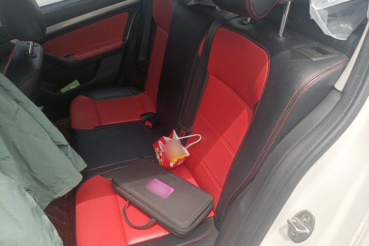 Used Volkswagen Lavida 2017 1.6L Automatic Fashion Edition Left Rear Seat