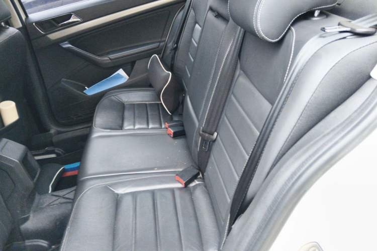 Used Volkswagen Lavida 2017 1.6L Automatic Comfort Edition Left Rear Seat