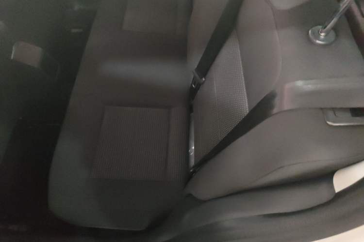 Used Volkswagen Lavida 2017 1.6L Automatic Fashion Edition Left Rear Seat