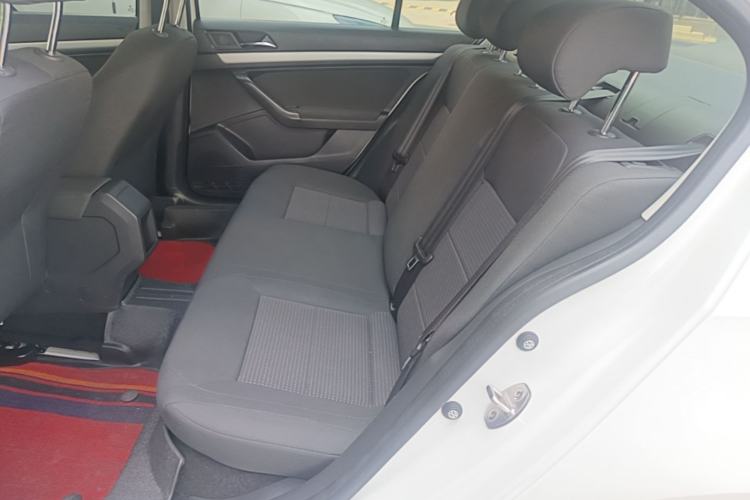 Used Volkswagen Lavida 2017 1.6L Automatic Fashion Edition Left Rear Seat