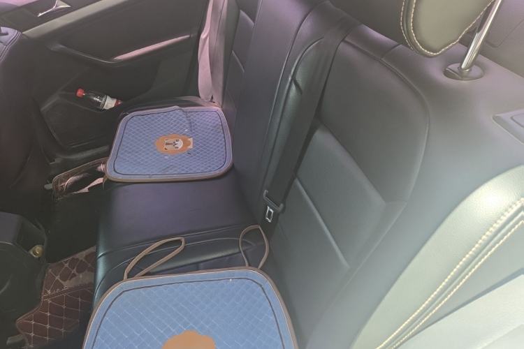 Used Volkswagen Lavida 2017 1.6L Automatic Fashion Edition Left Rear Seat