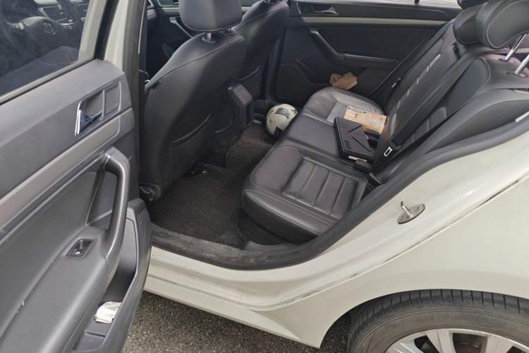 Used Volkswagen Lavida 2017 1.6L Automatic Comfort Edition Left Rear Seat