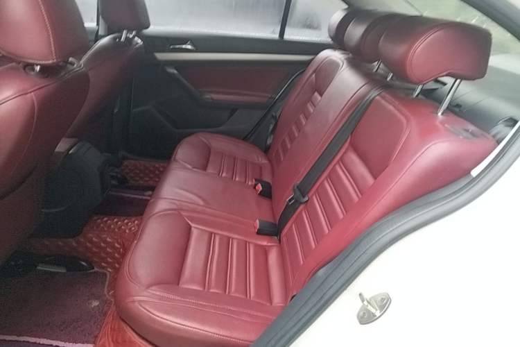 Used Volkswagen Lavida 2017 1.6L Automatic Fashion Edition Left Rear Seat