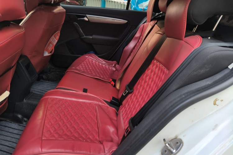 Used Volkswagen Lavida 2017 1.6L Manual Fashion Edition Left Rear Seat