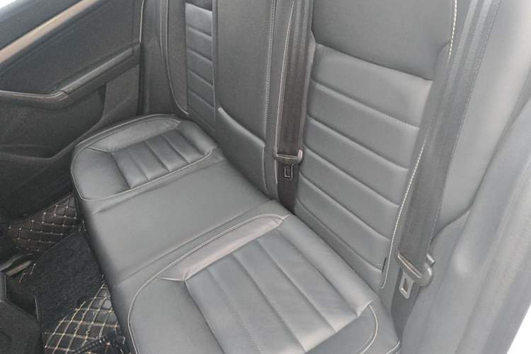 Used Volkswagen Lavida 2017 1.6L Automatic Comfort Edition Left Rear Seat