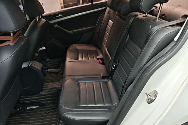 Used Volkswagen Lavida 2017 1.6L Automatic Comfort Edition Left Rear Seat