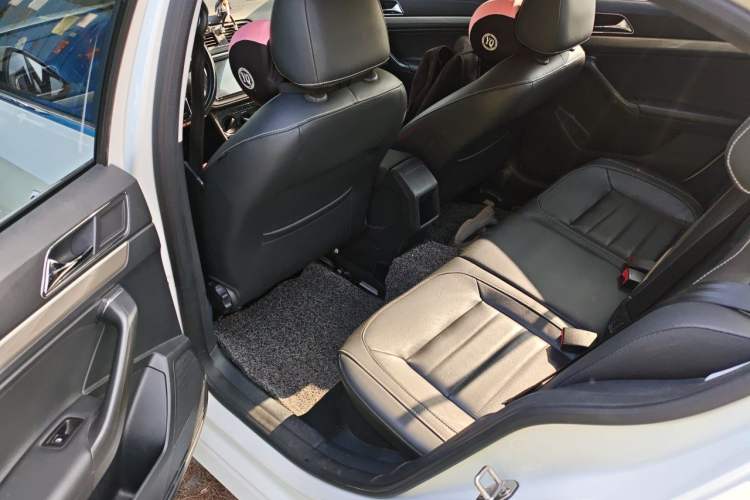 Used Volkswagen Lavida 2017 1.6L Automatic Comfort Edition Left Rear Seat