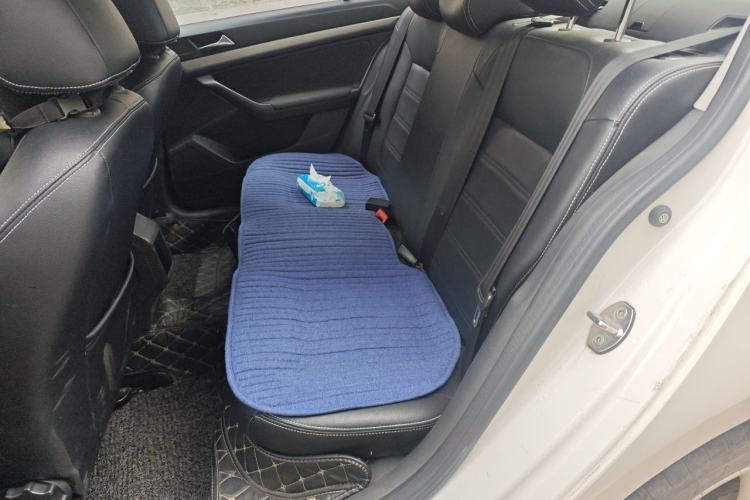 Used Volkswagen Lavida 2017 1.6L Automatic Fashion Edition Left Rear Seat