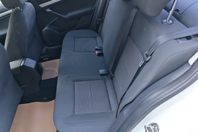 Used Volkswagen Lavida 2017 1.6L Manual Fashion Edition Left Rear Seat