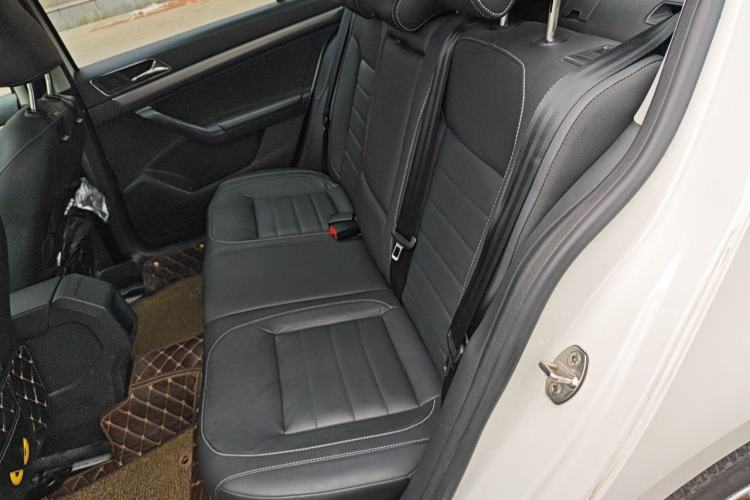 Used Volkswagen Lavida 2017 230TSI DSG Comfort Edition Left Rear Seat