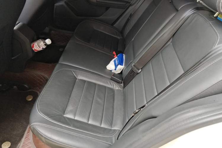 Used Volkswagen Lavida 2017 230TSI DSG Comfort Edition Left Rear Seat