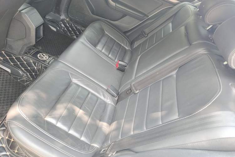 Used Volkswagen Lavida 2017 1.6L Automatic Comfort Edition Left Rear Seat