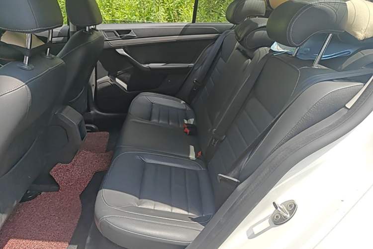 Used Volkswagen Lavida 2017 1.6L Automatic Comfort Edition Left Rear Seat