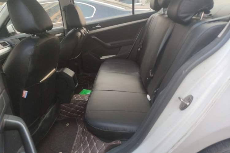 Used Volkswagen Lavida 2017 1.6L Manual Fashion Edition Left Rear Seat