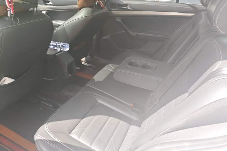 Used Volkswagen Lavida 2017 1.6L Manual Comfort Edition Left Rear Seat