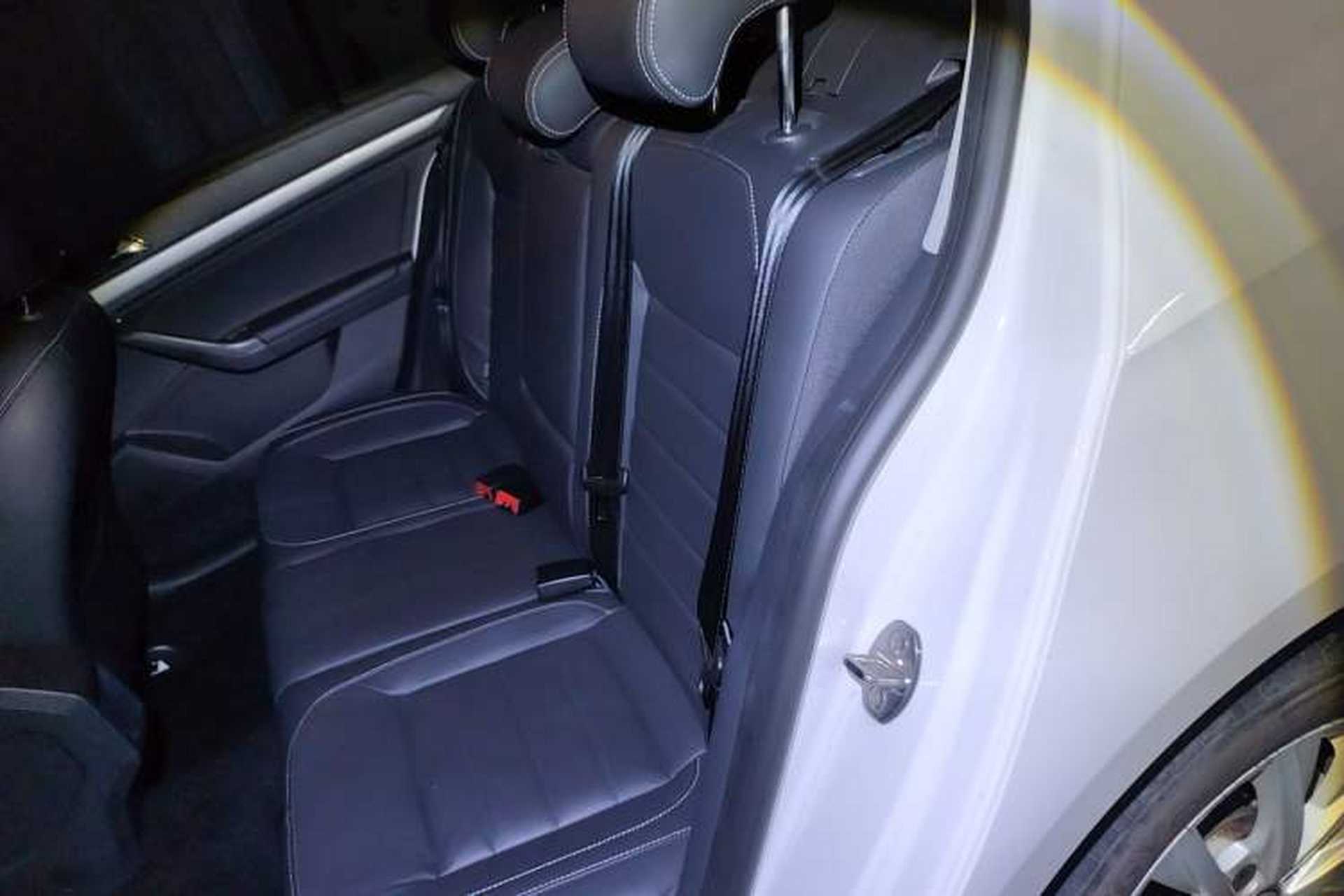 Used Volkswagen Lavida 2017 230TSI DSG Comfort Edition Left Rear Seat