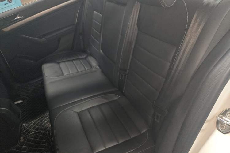 Used Volkswagen Lavida 2017 230TSI DSG Comfort Edition Left Rear Seat