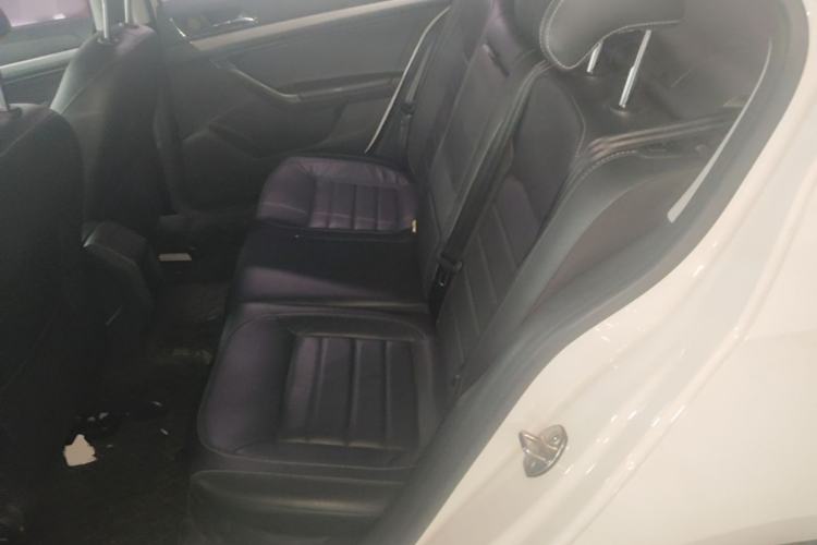 Used Volkswagen Lavida 2017 1.6L Automatic Comfort Edition Left Rear Seat