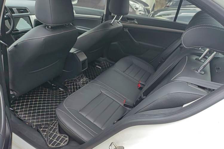 Used Volkswagen Lavida 2017 1.6L Automatic Comfort Edition Left Rear Seat