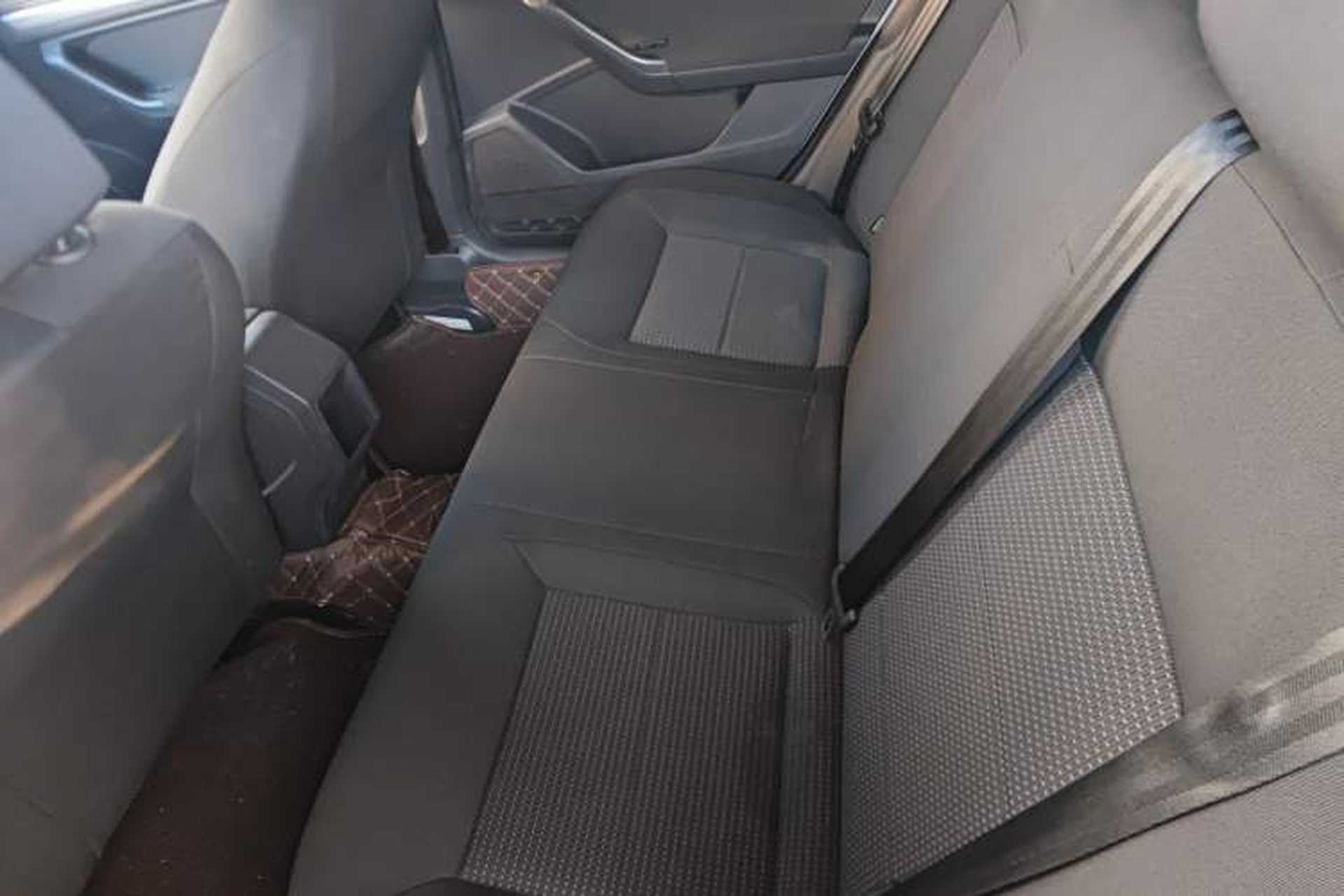Used Volkswagen Lavida 2017 1.6L Manual Fashion Edition Left Rear Seat