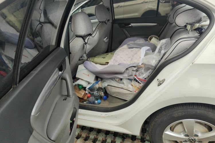 Used Volkswagen Lavida  Left Rear Seat