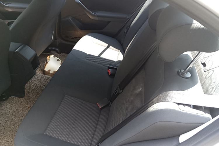 Used Volkswagen Lavida 2017 1.6L Automatic Fashion Edition Left Rear Seat