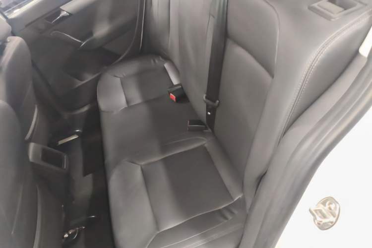Used Volkswagen Lavida 2017 1.6L Automatic Comfort Edition Left Rear Seat