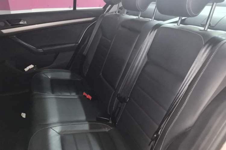 Used Volkswagen Lavida 2017 230TSI DSG Comfort Edition Left Rear Seat