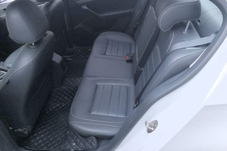 Used Volkswagen Lavida 2017 1.6L Automatic Comfort Edition Left Rear Seat