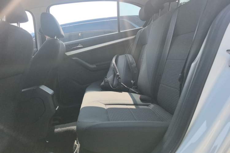 Used Volkswagen Lavida 2017 1.6L Automatic Fashion Edition Left Rear Seat