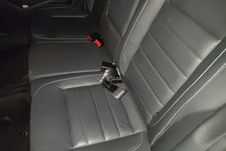 Used Volkswagen Lavida 2017 1.6L Automatic Comfort Edition Left Rear Seat
