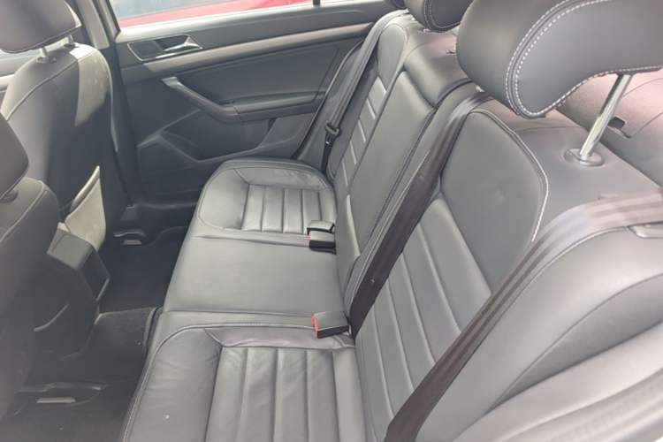 Used Volkswagen Lavida 2017 1.6L Automatic Comfort Edition Left Rear Seat