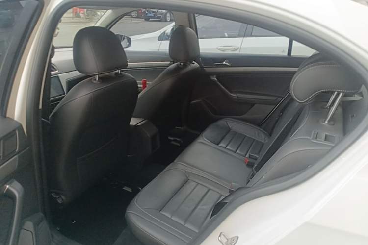 Used Volkswagen Lavida 2017 1.6L Automatic Comfort Edition Left Rear Seat