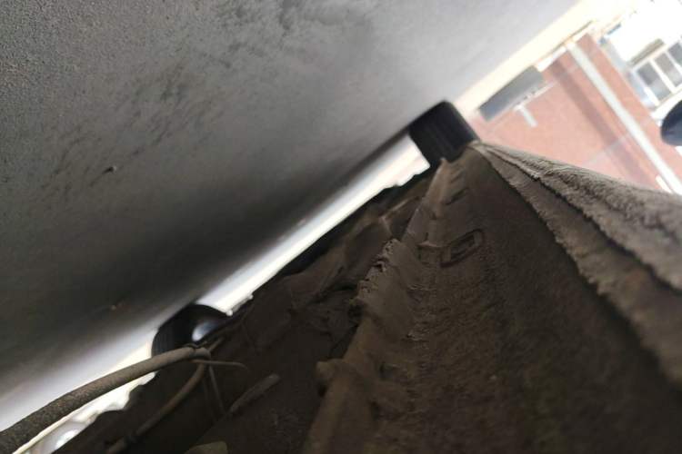 Used Volkswagen Lavida 2017 1.6L Automatic Fashion Edition Left Side Sill