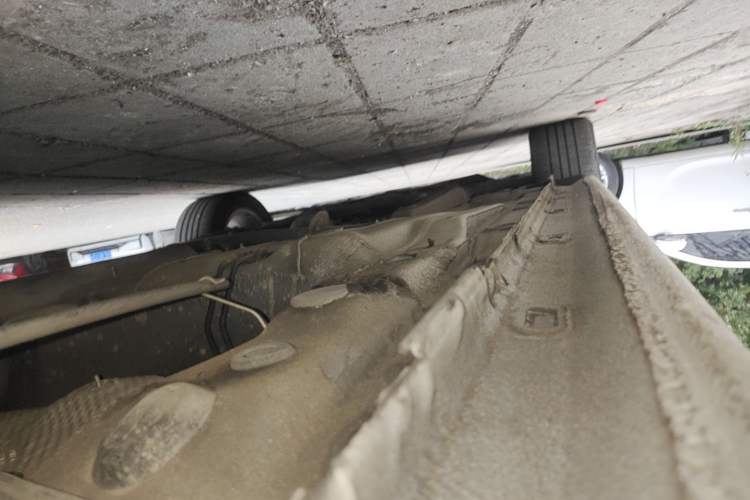 Used Volkswagen Lavida 2017 230TSI DSG Comfort Edition Left Side Sill