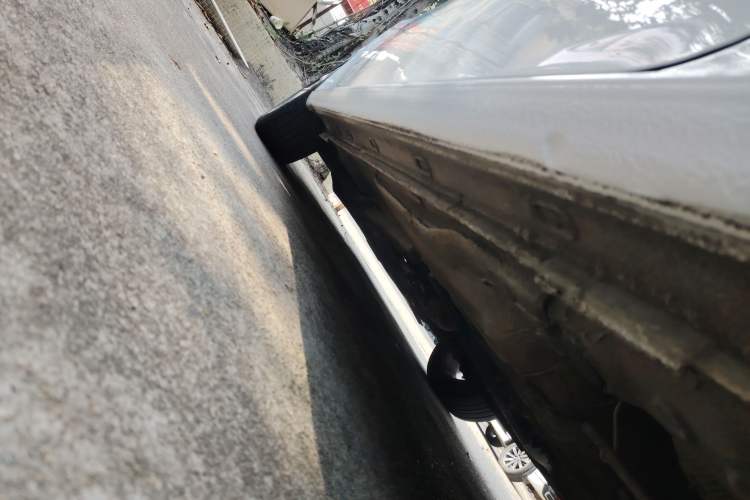 Used Volkswagen Lavida 2017 1.6L Automatic Fashion Edition Left Side Sill