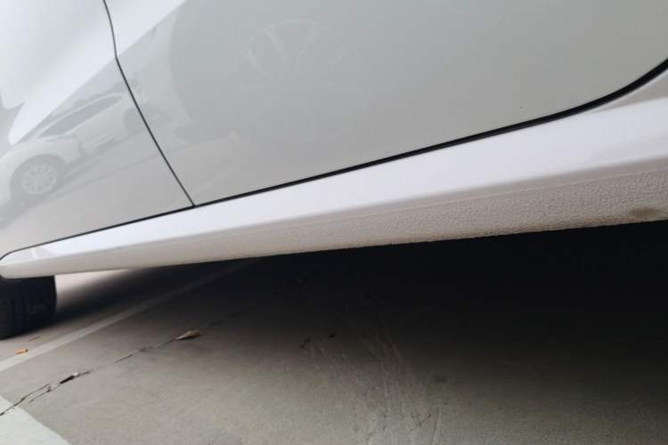 Used Volkswagen Lavida 2017 1.6L Manual Fashion Edition Left Side Sill