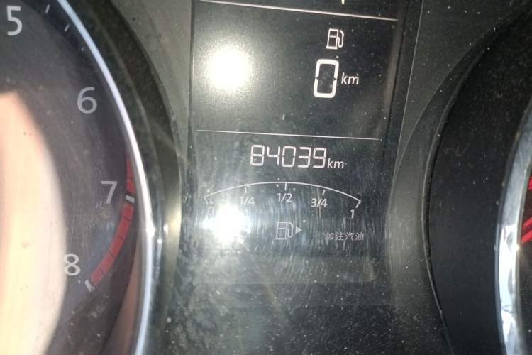 Used Volkswagen Lavida 2017 1.6L Automatic Comfort Edition Odometer Close Up