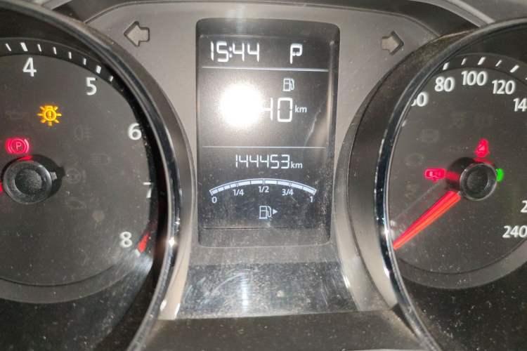 Used Volkswagen Lavida 2017 1.6L Automatic Comfort Edition Odometer Close Up